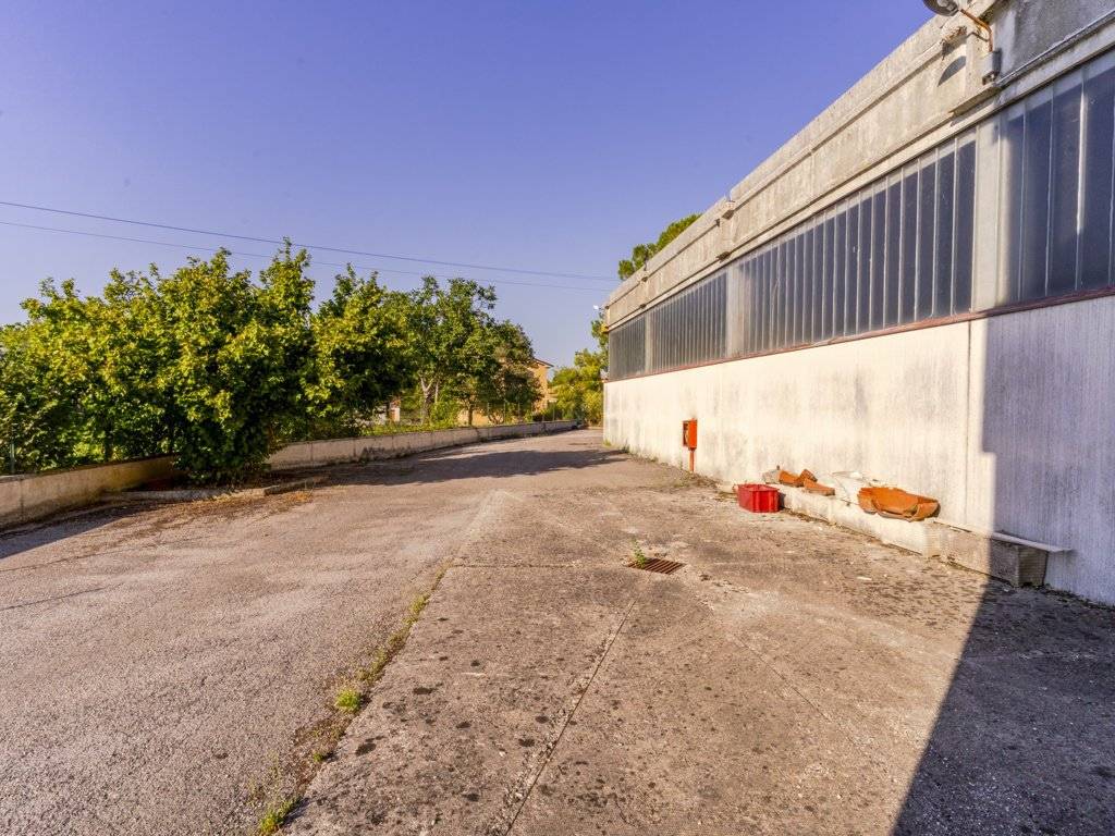 Palazzo / stabile a Macerata in Via Fausto Coppi - Foto 4