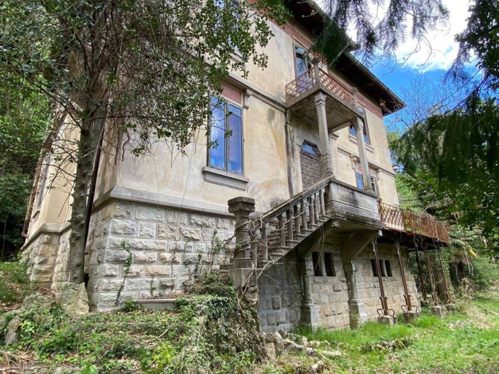 Villa a Viggiù in via Schieppati, 17 - Foto 5