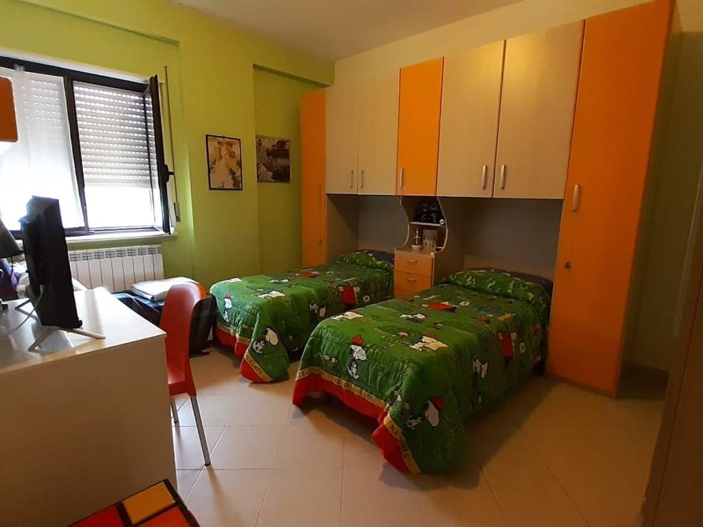 Appartamento a Crotone in via buenos aires - Foto 2