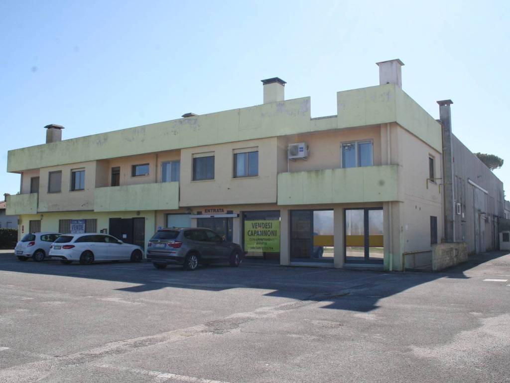 Immobile a Remanzacco in Strada Statale 54, Remanzacco - Foto 2