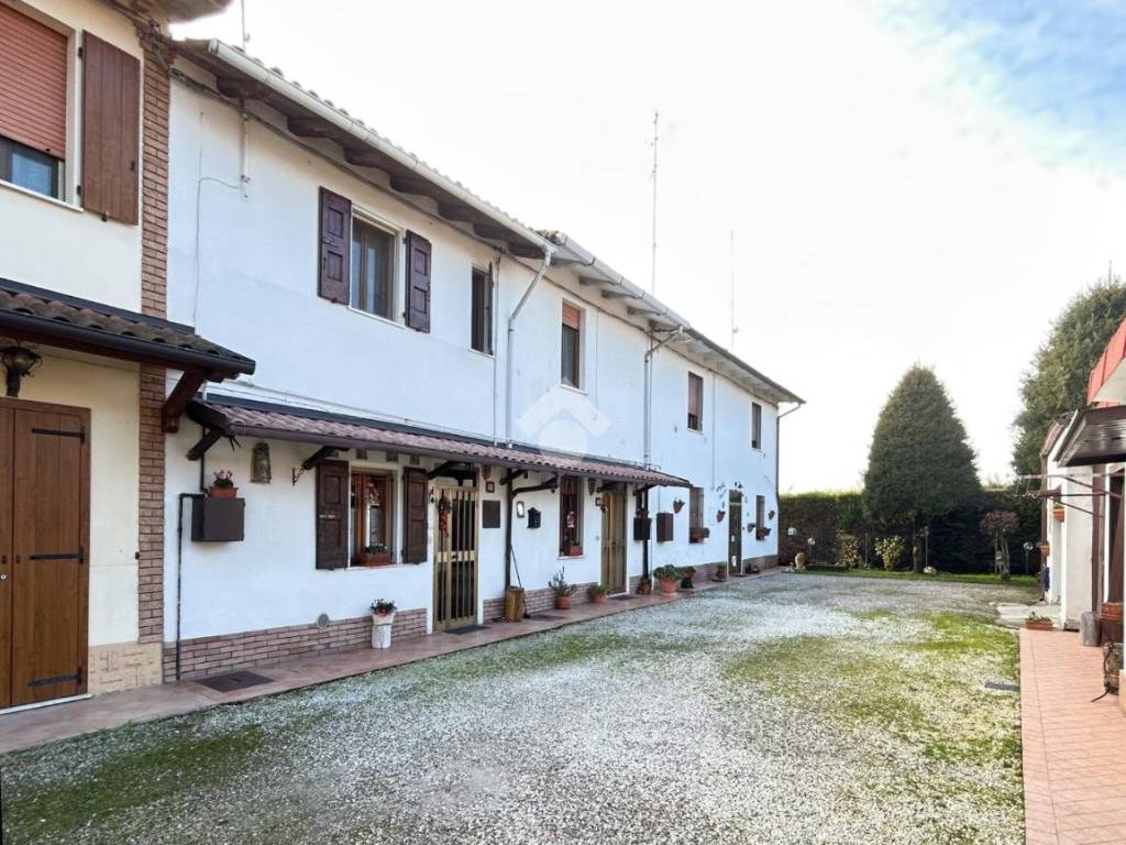 Casa indipendente a Molinella in Via Confine Inferiore, 91 - Foto 5