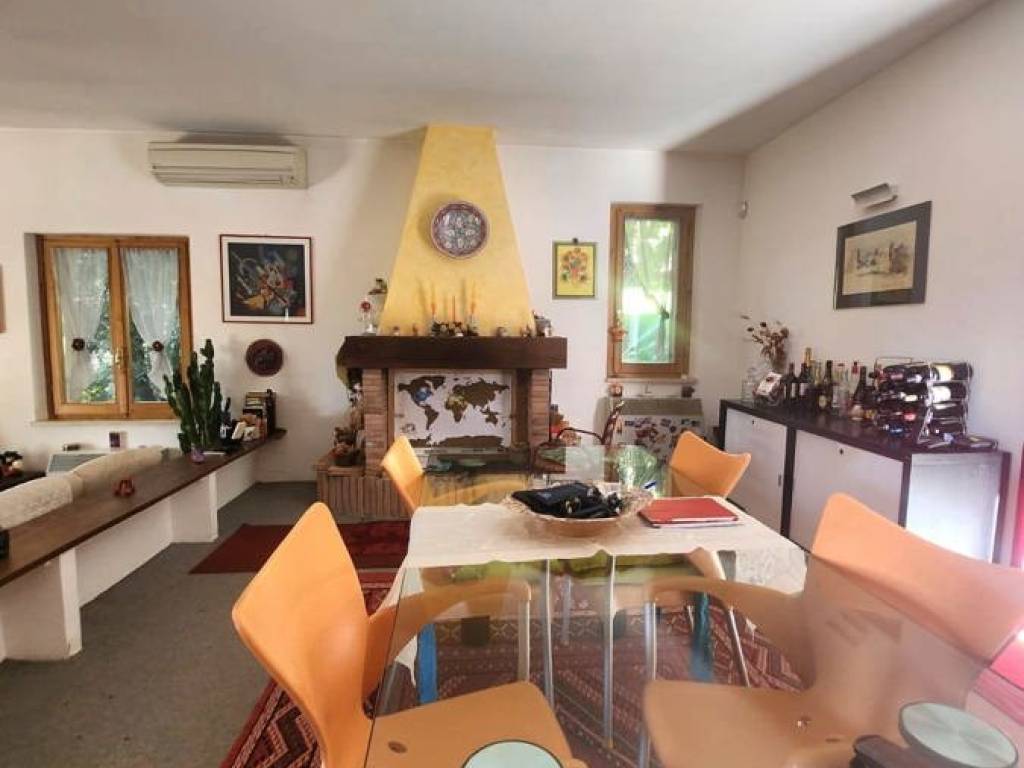 Villa a Narni in STRADA LA SCOGLIARA - Foto 2