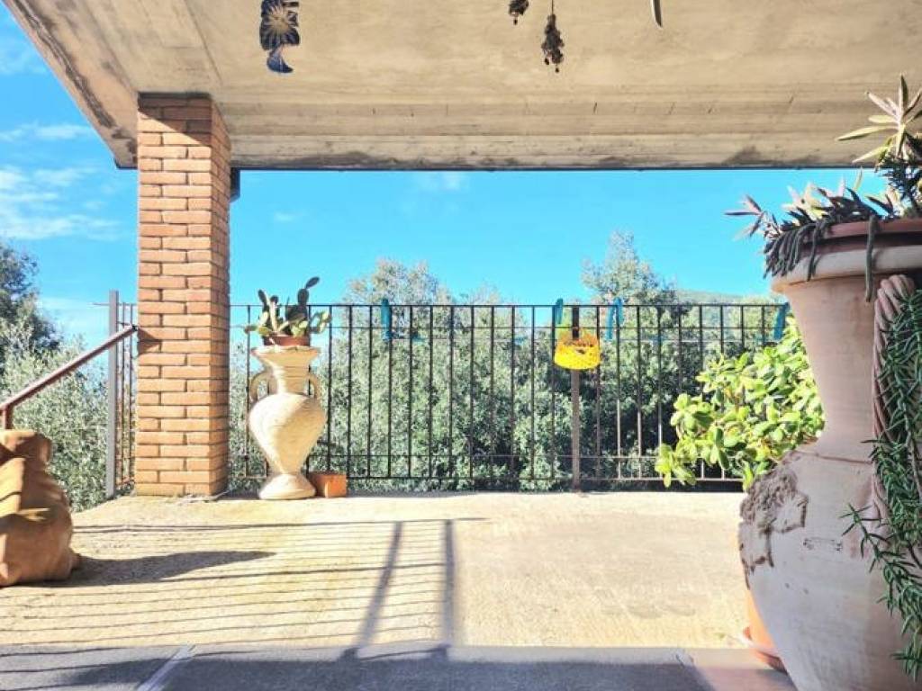 Villa a Narni in STRADA LA SCOGLIARA - Foto 5