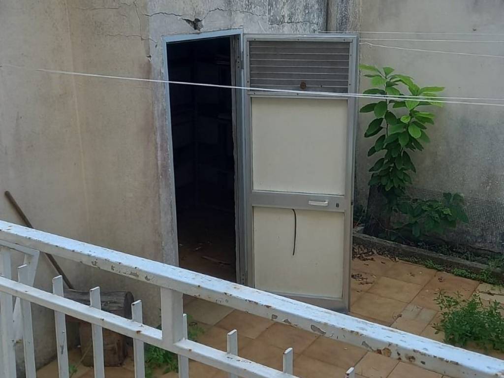 Appartamento a Corigliano d'otranto in Via Vittorio Veneto , 77 - Foto 2