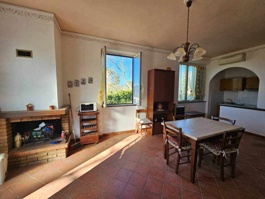 Appartamento a Viterbo in Strada Palanzana - Foto 4