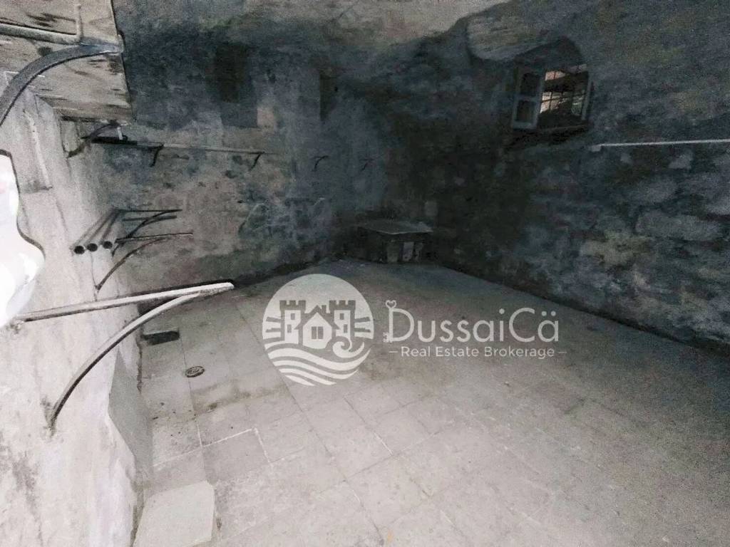 Box / garage a Dolceacqua in Via San Michele, 31 - Foto 3