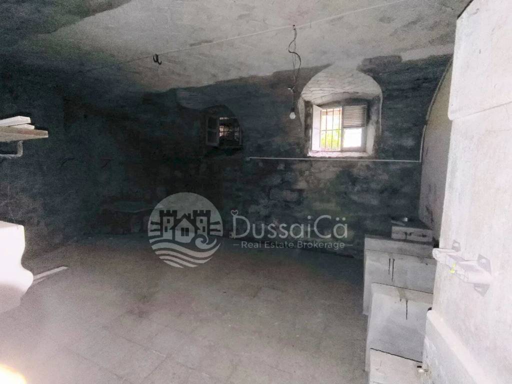 Box / garage a Dolceacqua in Via San Michele, 31 - Foto 4