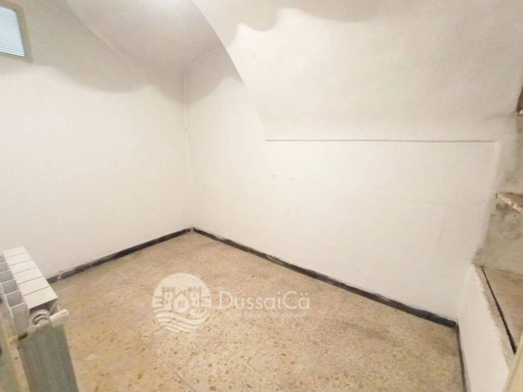Appartamento a Dolceacqua in Via Dante Alighieri, 22 - Foto 4