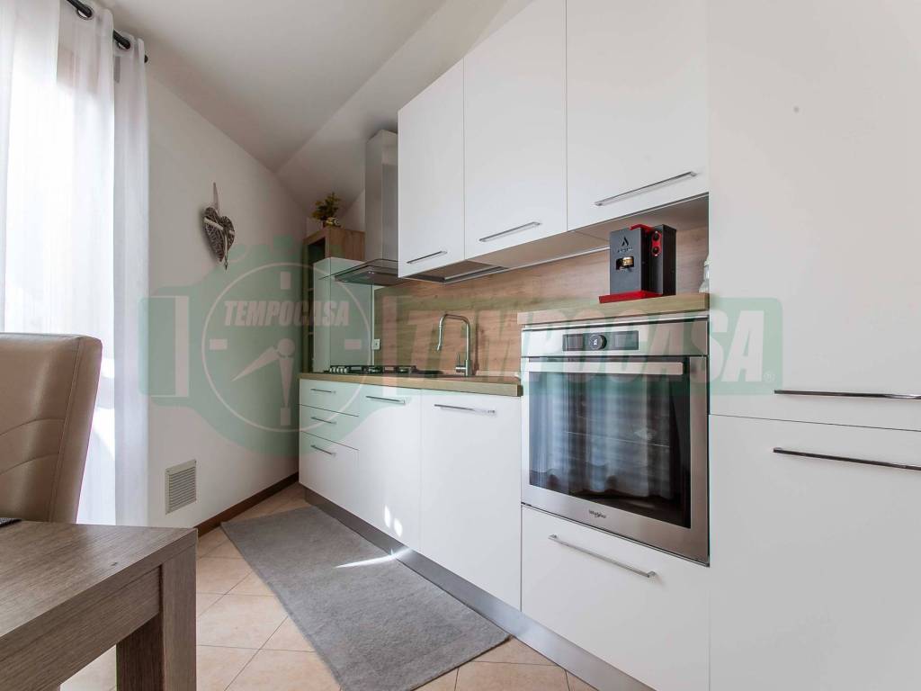 Appartamento a Venegono superiore in Via Pasubio, 63 - Foto 5