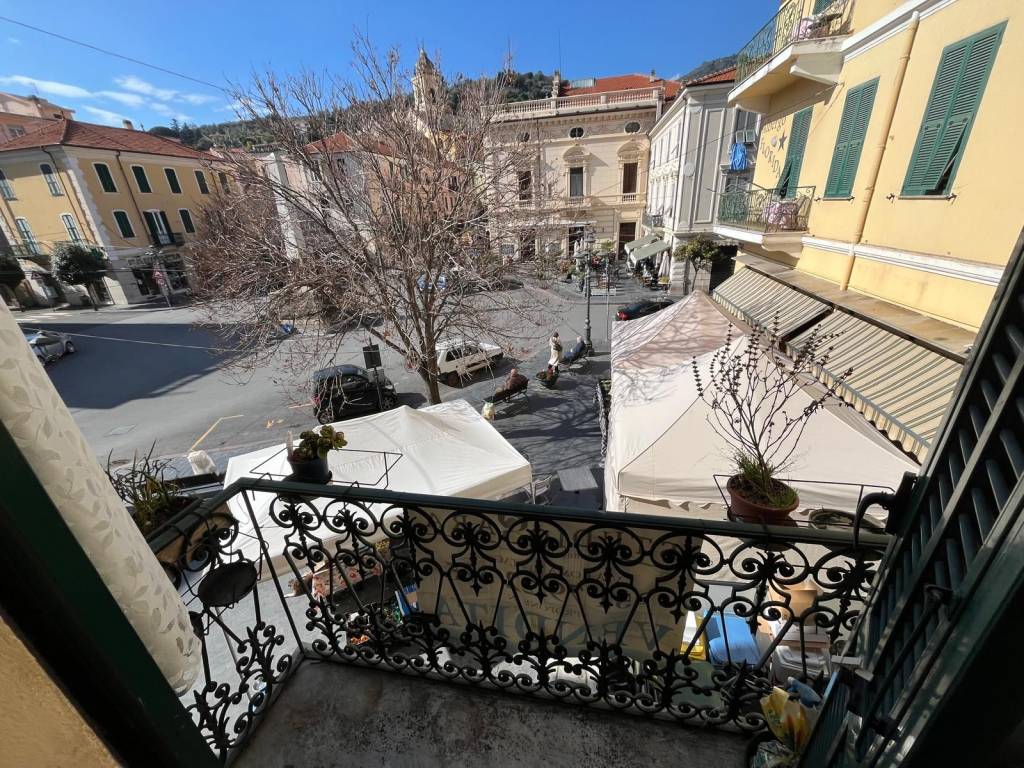 Appartamento a Taggia in Piazza degli Eroi Taggesi - Foto 5