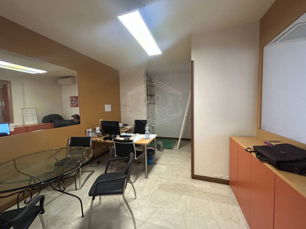 Immobile a Bologna in Via Guglielmo Marconi - Foto 4