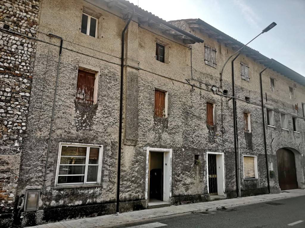 Rustico / casale a Valvasone arzene in Via Blata, 8 - Foto 2