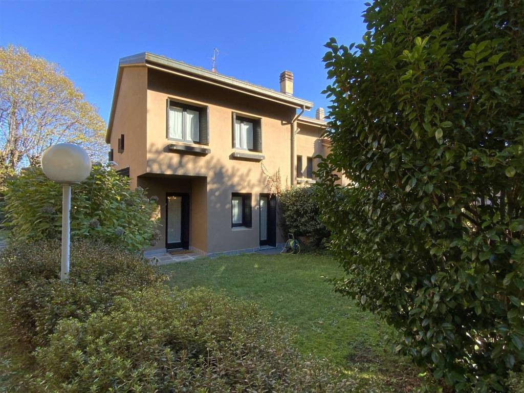 Villa a Gignese in Via al Panorama, 33 - Foto 3