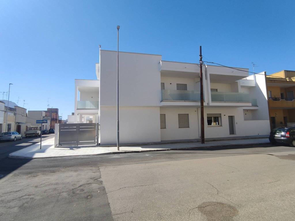 Appartamento a Lequile in Via 24 Maggio - Foto 2