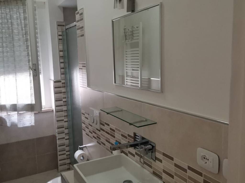 Appartamento a Alba adriatica in Via Emilia - Foto 4