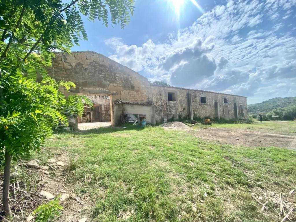 Rustico / casale a Noto in Contrada Portelli S.N.C. - Foto 2