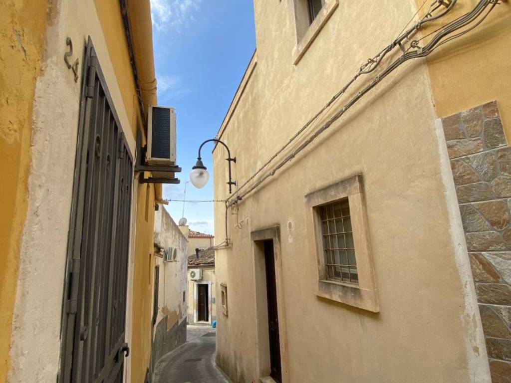 Casa indipendente a Noto in Vico Vincenzo Scarrozza - Foto 2