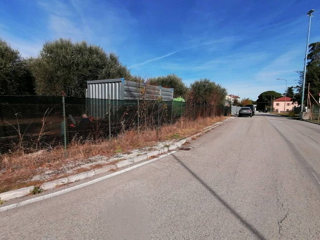 Terreno a Monsano - Foto 2