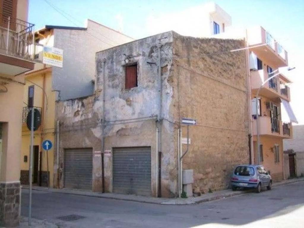 Villa a Cinisi in Via Avellone Sacerdote - Foto 2