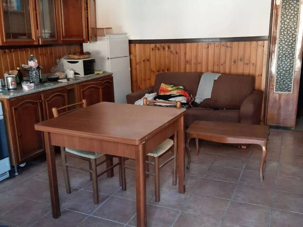Villa a Capistrello in Via Dei Martiri - Foto 3