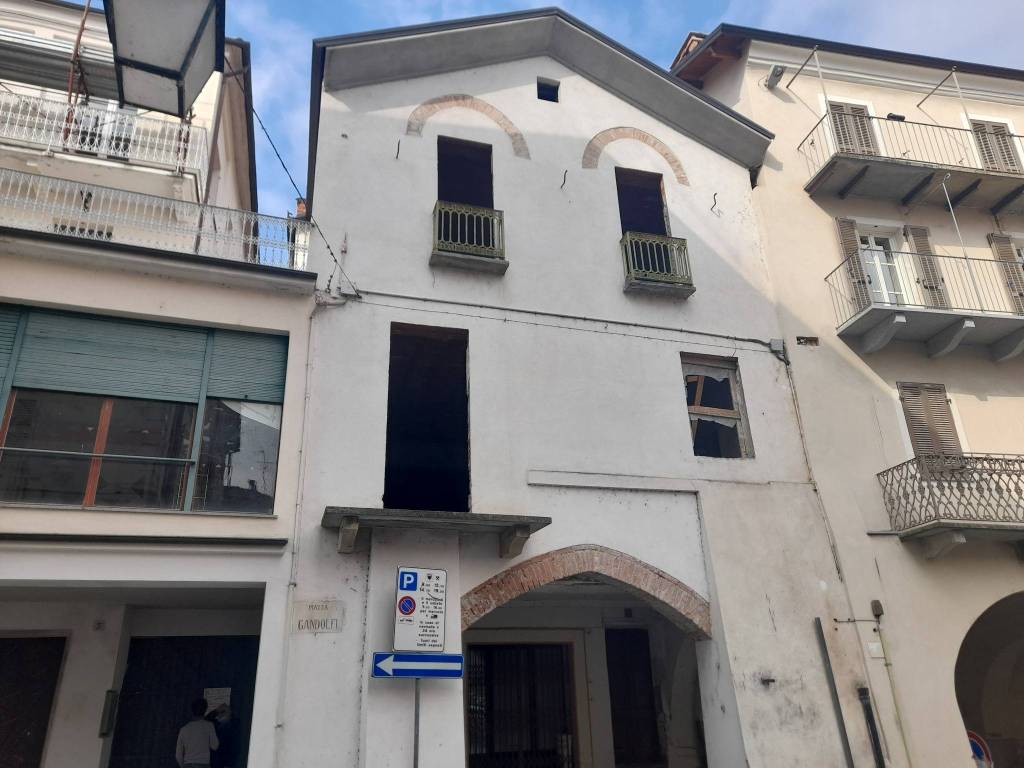 Palazzo / stabile a Ceva in Piazza Giorgio Gandolfi - Foto 2