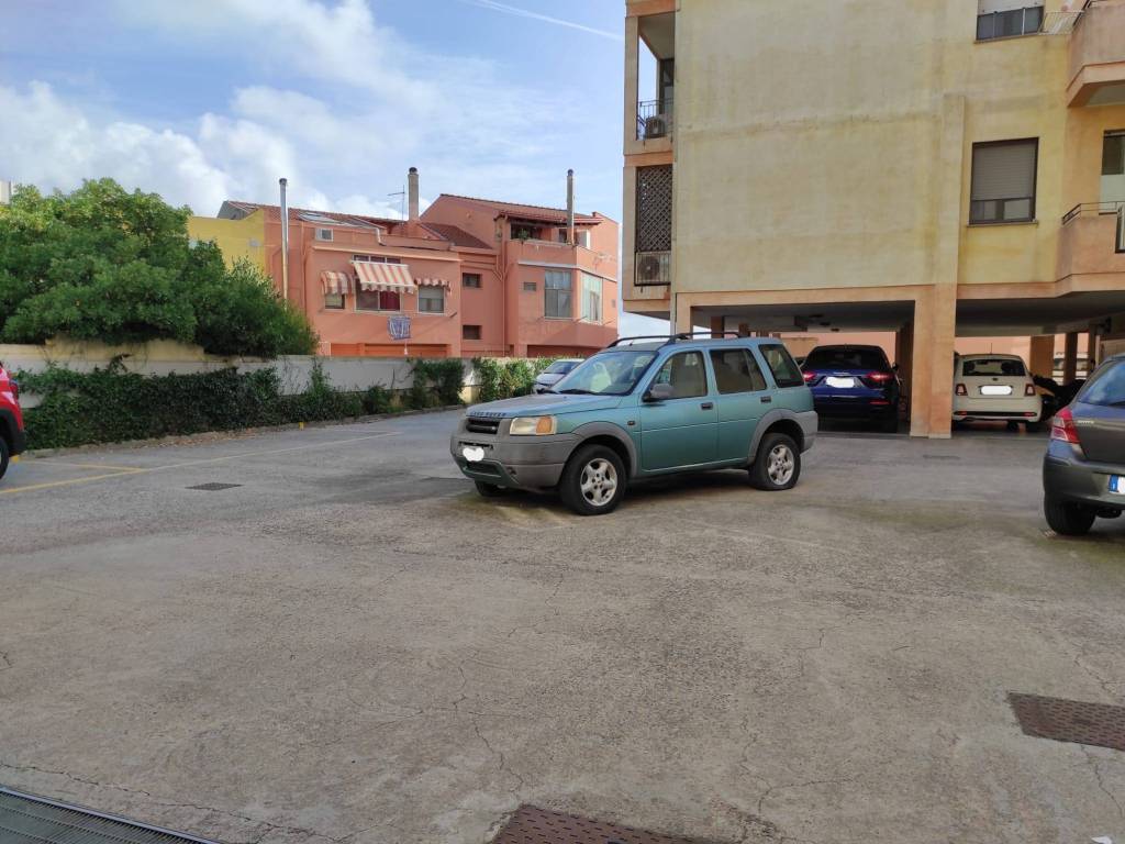Box / garage a Selargius in Via Luigi Pirandello, 4 - Foto 2