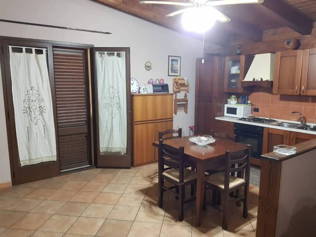 Appartamento a Cinisi in Via Sacerdote Avellone - Foto 2