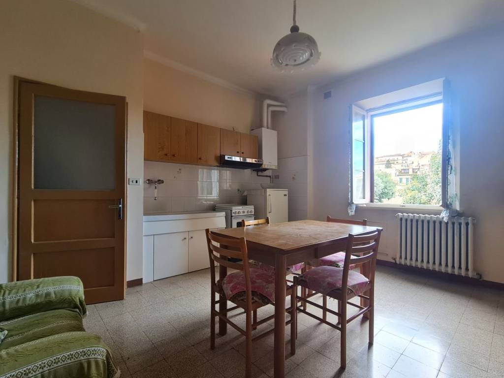 Appartamento a Jesi in Via del Torrione - Foto 2