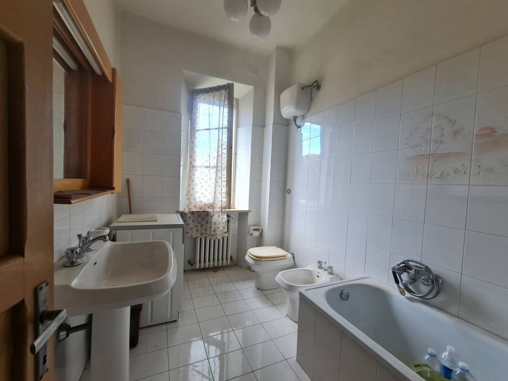 Appartamento a Jesi in Via del Torrione - Foto 3
