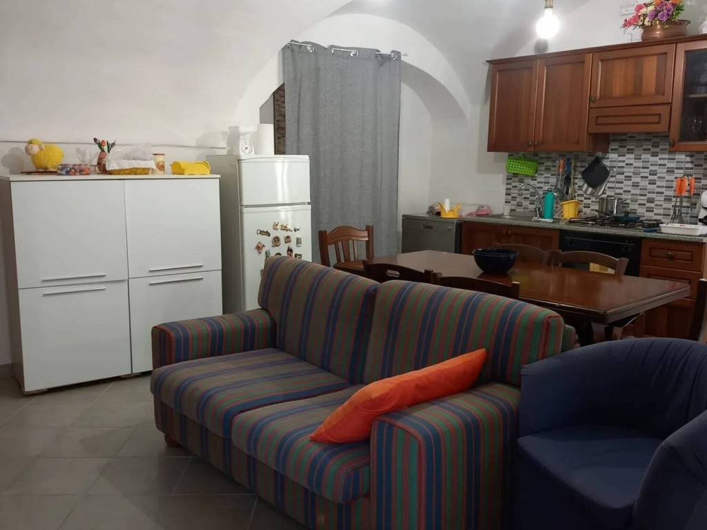 Appartamento a Luco dei marsi in Via Montebello - Foto 5