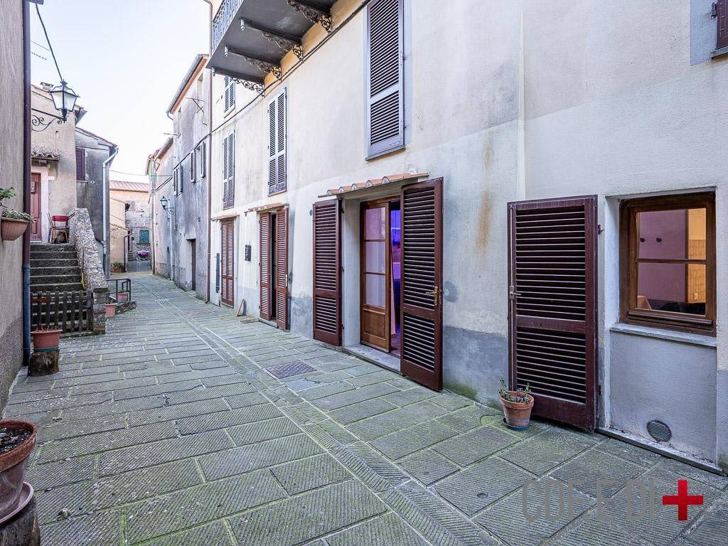 Appartamento a Massa marittima in Via Camillo Benso di Cavour - Foto 3