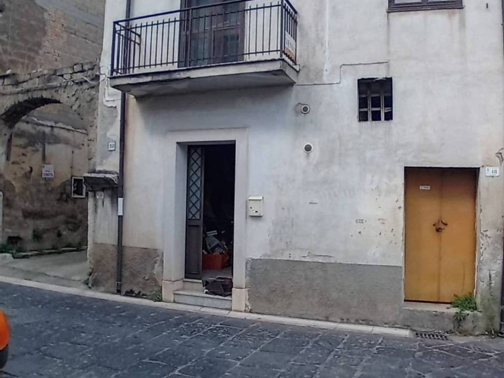 Casa indipendente a Airola in Via Caudisi - Foto 3