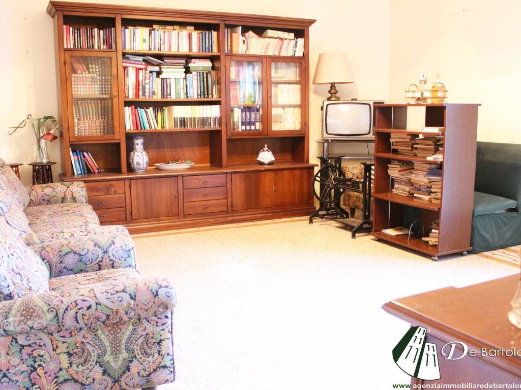 Appartamento a Taranto in Via Principe Amedeo - Foto 5