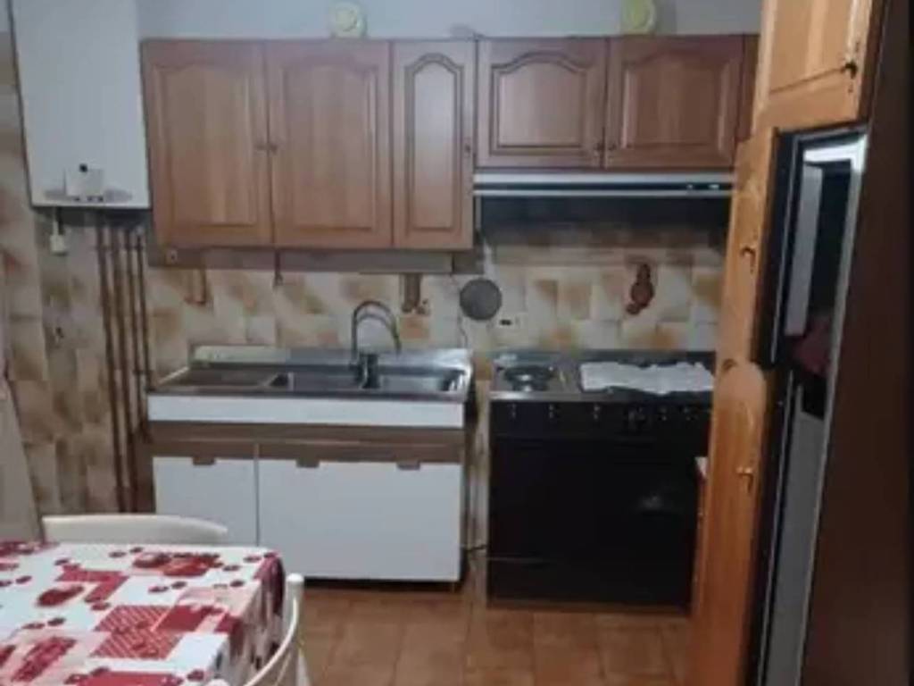 Box / garage a Corte brugnatella in Via Chiavari - Foto 2