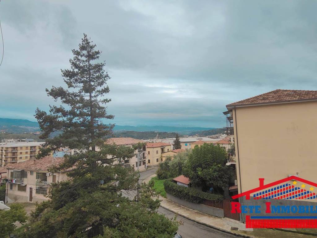 Appartamento a Cosenza in Via Saverio Albo - Foto 5