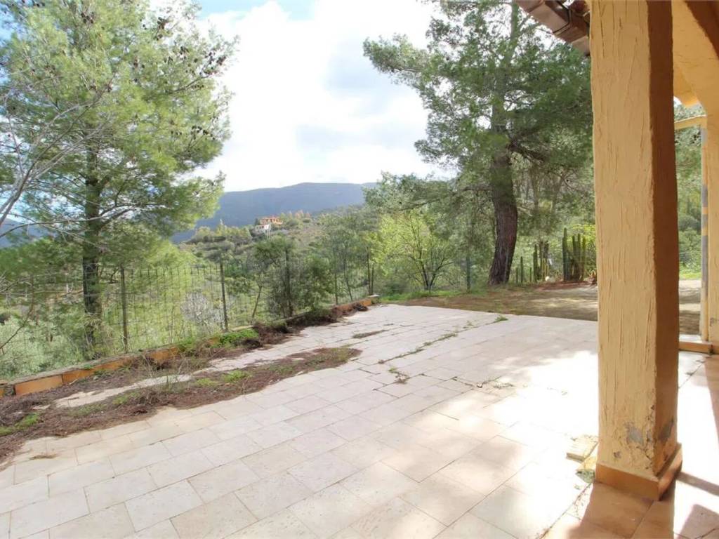 Villa a Sinnai in Strada Statale 125 Orientale Sarda S.N.C. - Foto 2