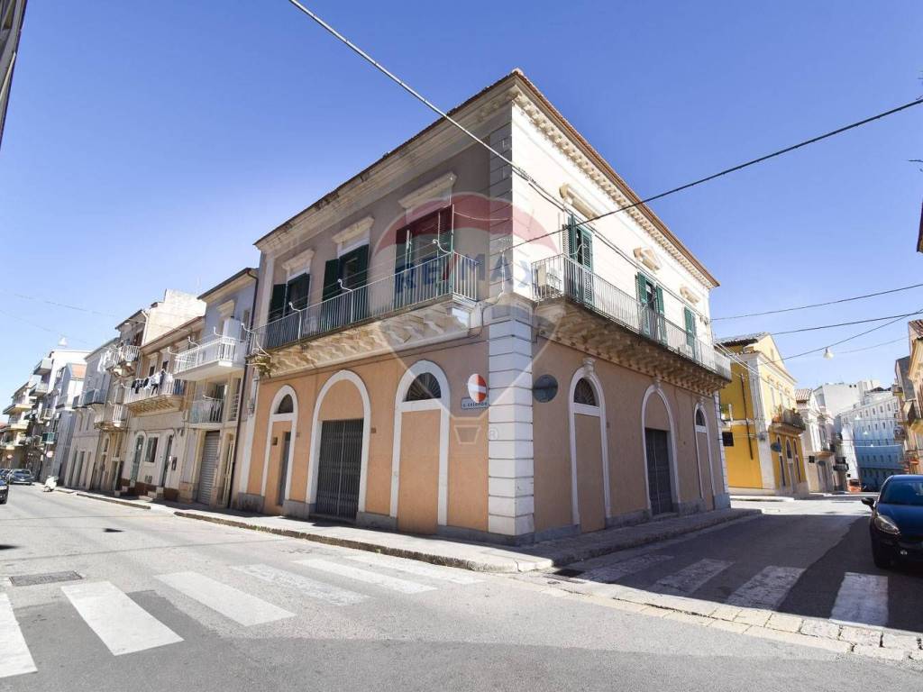 Casa indipendente a Ragusa in Via Dante Alighieri - Foto 3