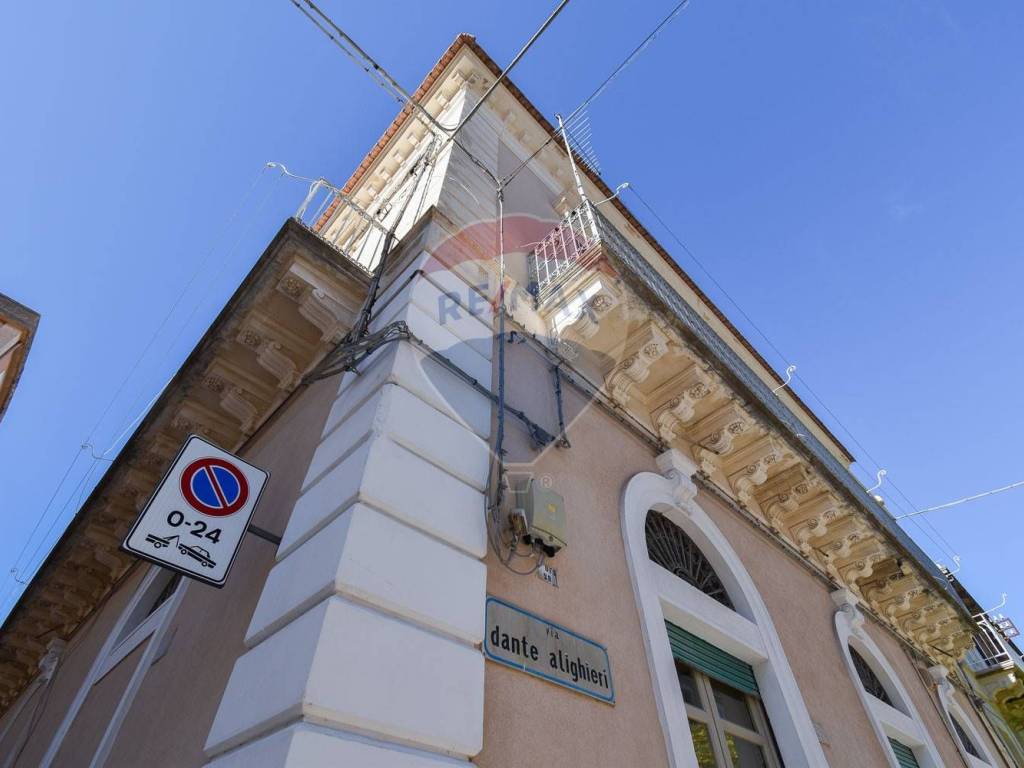 Casa indipendente a Ragusa in Via Dante Alighieri - Foto 4
