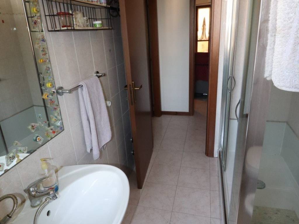Appartamento a Montevarchi in Via Sandro Pertini - Foto 3