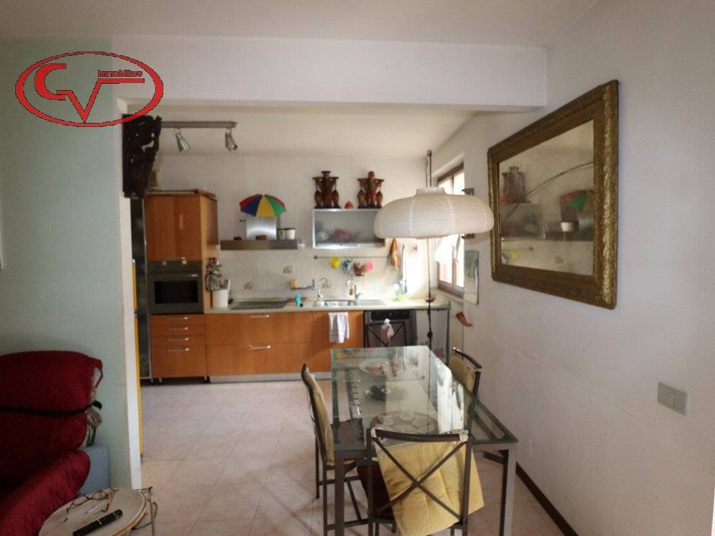 Appartamento a Montevarchi in Via Sandro Pertini - Foto 4