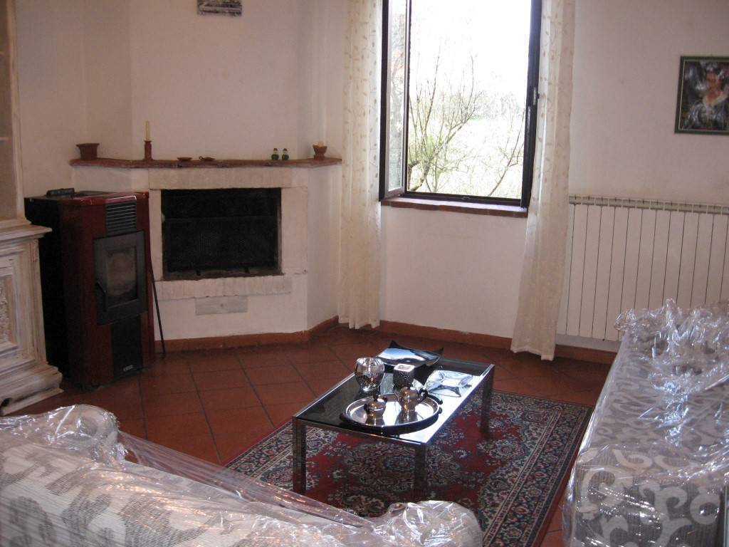 Appartamento a Laterina pergine valdarno in Via Roma - Foto 2