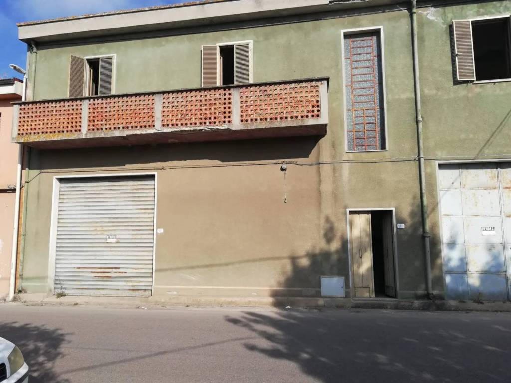 Villa a Abbasanta in Via Marconi - Foto 5