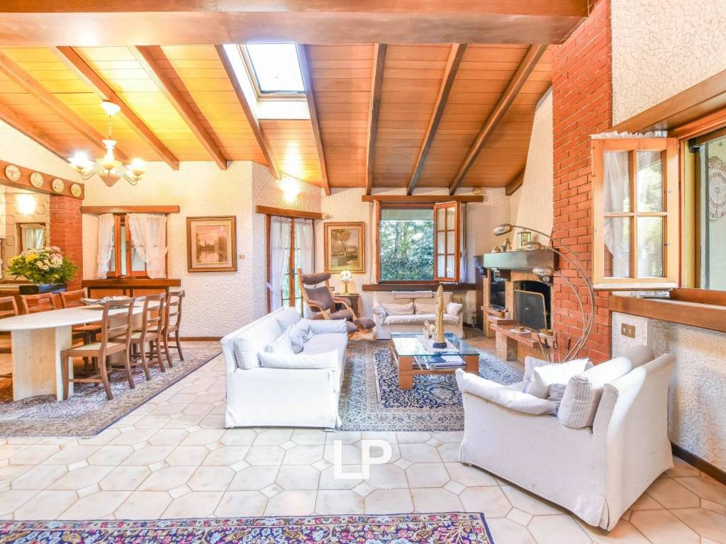 Villa a Comabbio in Via Brusisch, 1159 - Foto 4