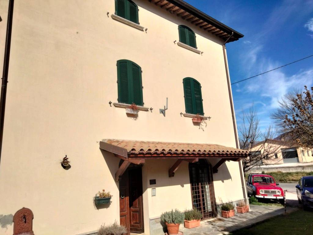 Rustico / casale a Nocera umbra in Via Fano - Foto 2
