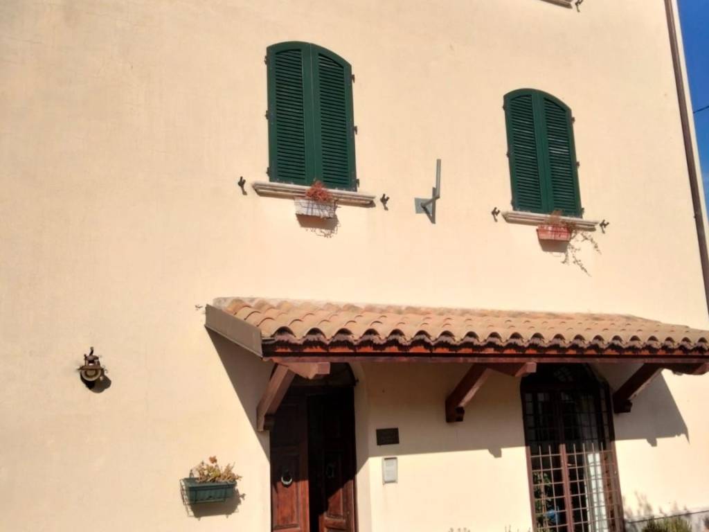 Rustico / casale a Nocera umbra in Via Fano - Foto 4
