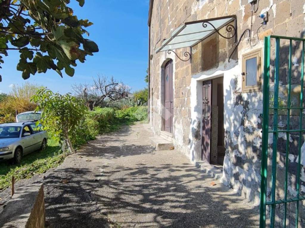 Casa indipendente a Sant'agata de' goti in Via Tora Mazzoni - Foto 2
