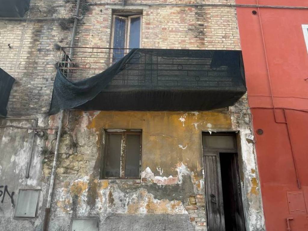 Casa indipendente a San benedetto del tronto in Via Silvio Pellico, 22 - Foto 4