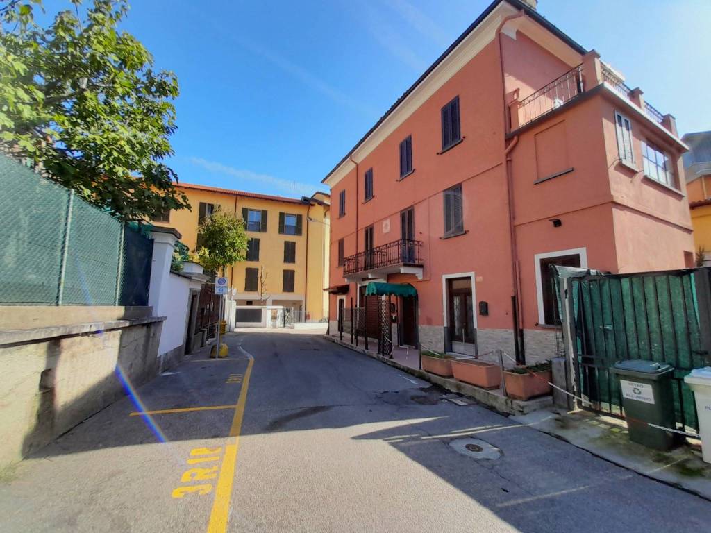 Appartamento a Cernobbio in Via Nazario Sauro - Foto 4