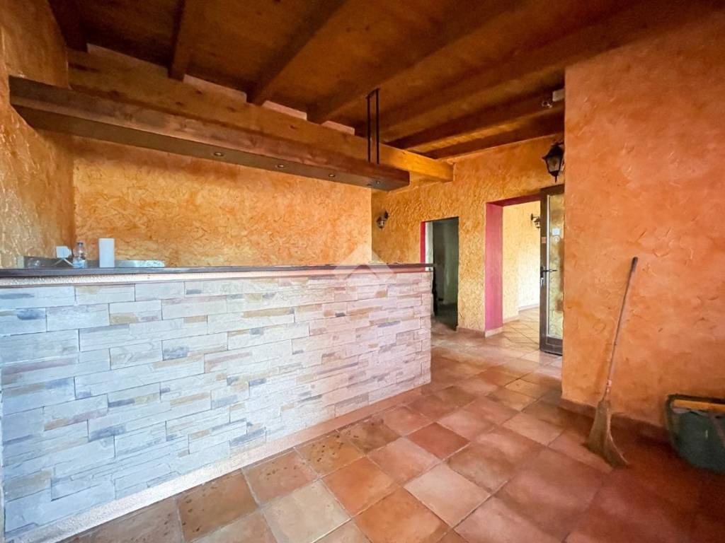 Appartamento a Arcisate in Via Alessandro Manzoni, 23 - Foto 3