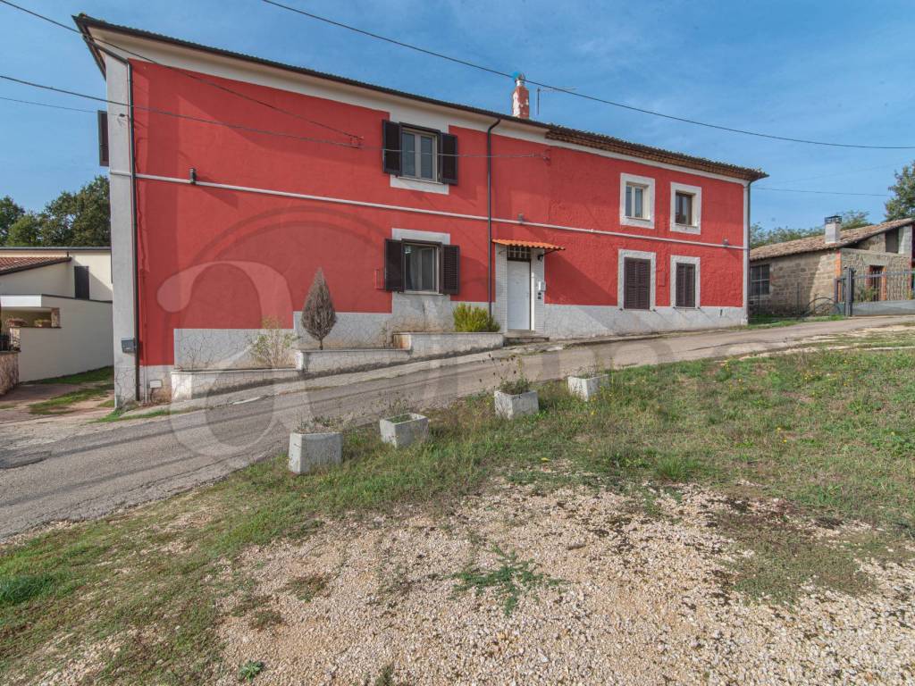 Casa indipendente a Patrica in Via Palmesi - Foto 4